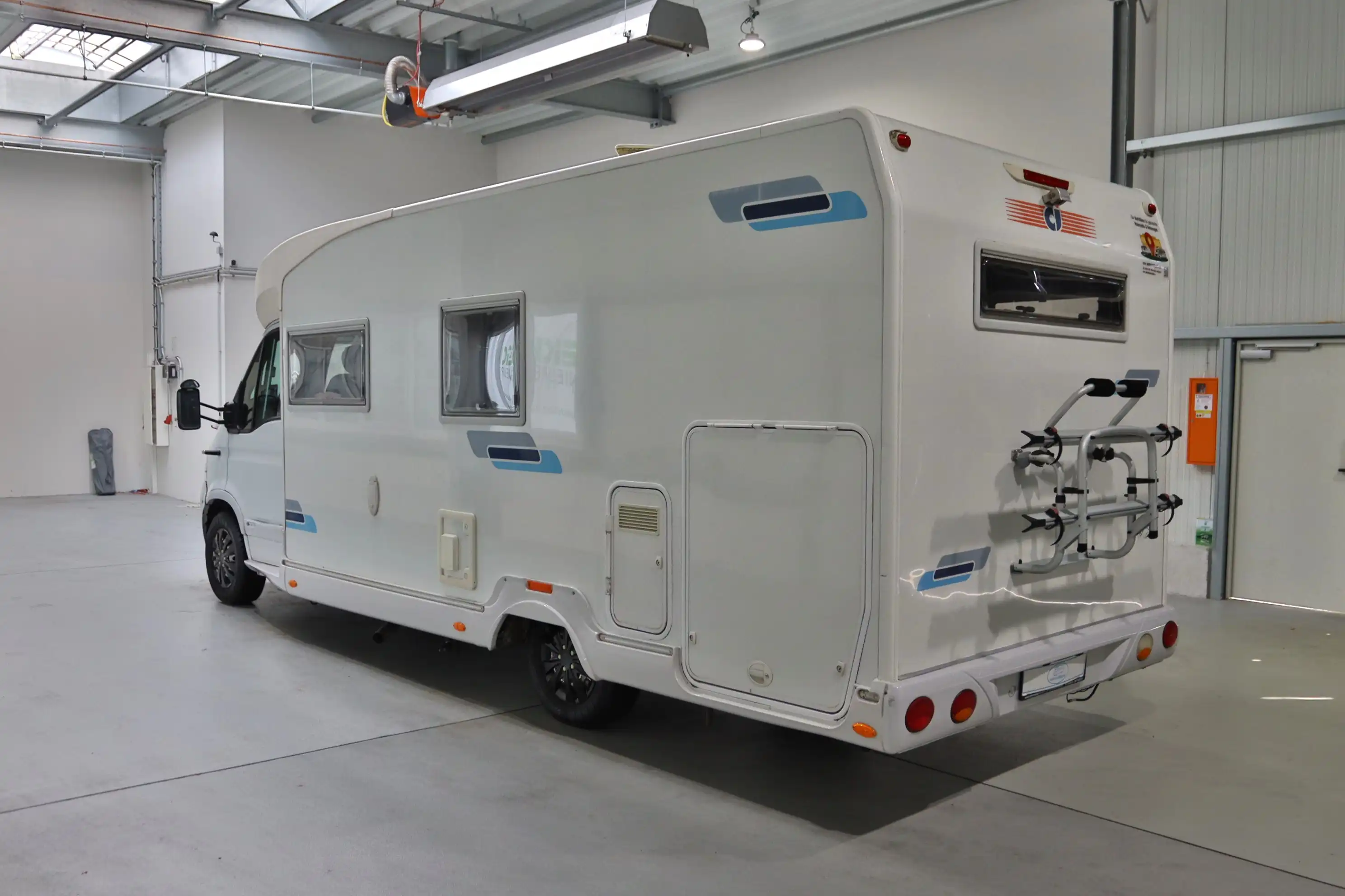 CI INTERNATIONAL Garage P 